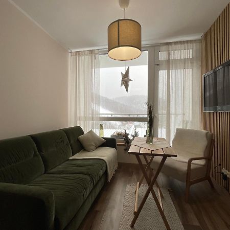 Hearth Hill View Apartment อุสทรอน ภายนอก รูปภาพ