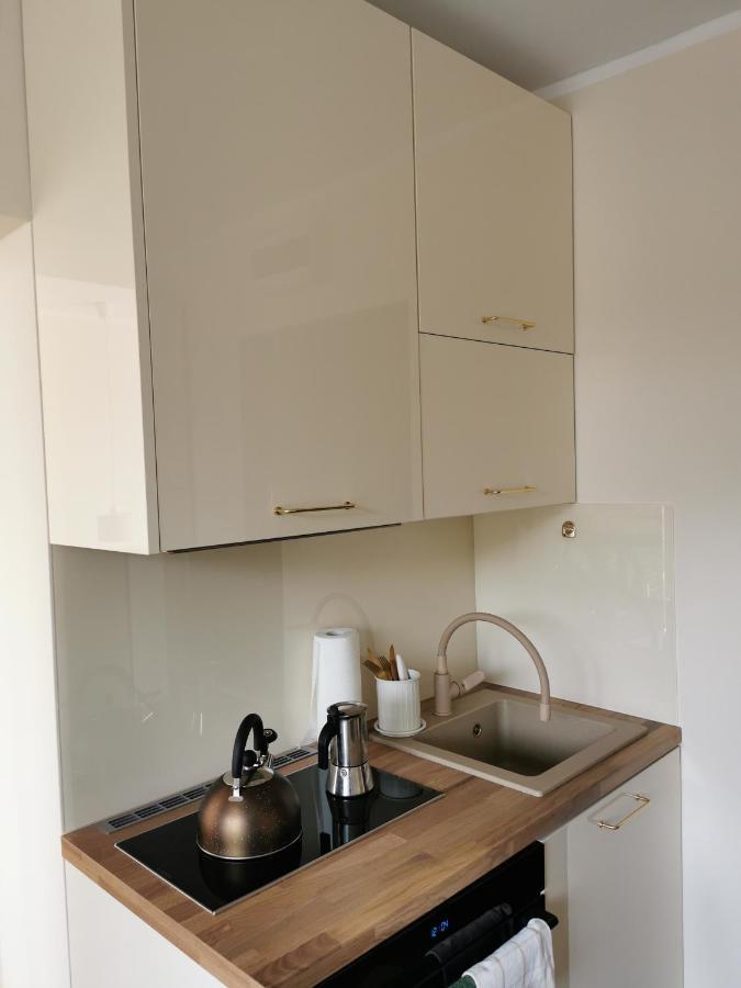 Hearth Hill View Apartment อุสทรอน ภายนอก รูปภาพ