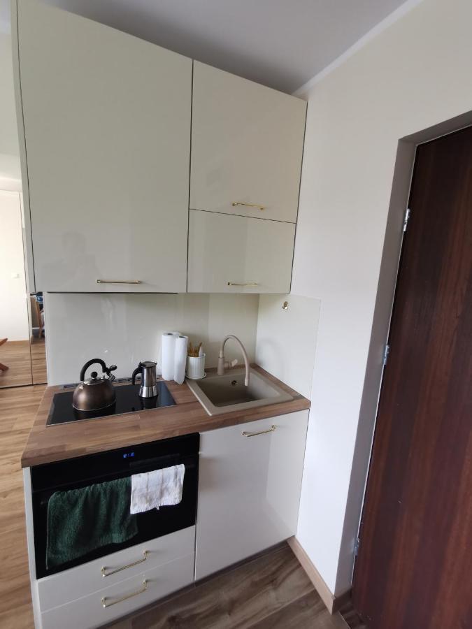 Hearth Hill View Apartment อุสทรอน ภายนอก รูปภาพ